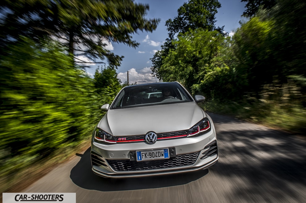 Volkswagen Golf GTI Performance: La Reine du Compact Sportif! - Essai