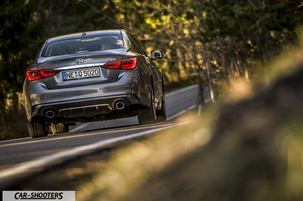 Infinti Q50 MY2018 Prova Su Strada